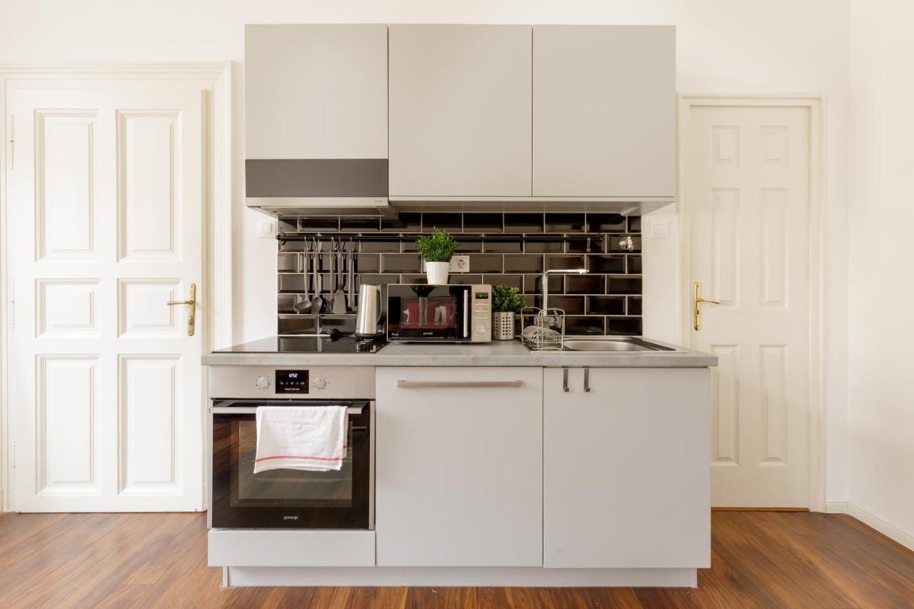 Red Dot Two - New Unit In The Heart Of Party Town Apartment Budapesta Exterior foto